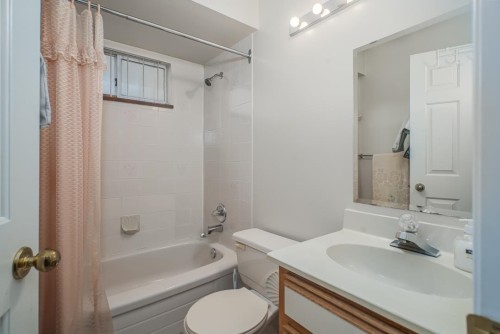 3240 Clive Avenue, Vancouver, BC 