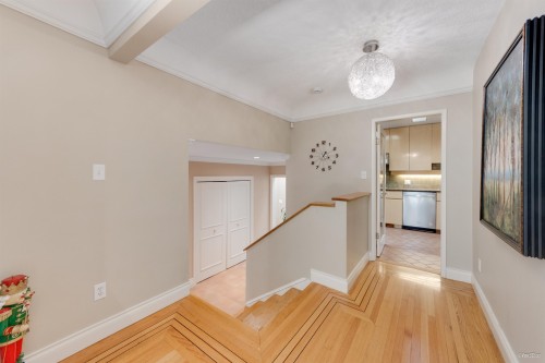 651 Kenwood Road, West Vancouver, BC 