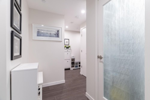 2707-4168 Lougheed Highway, Burnaby, BC 