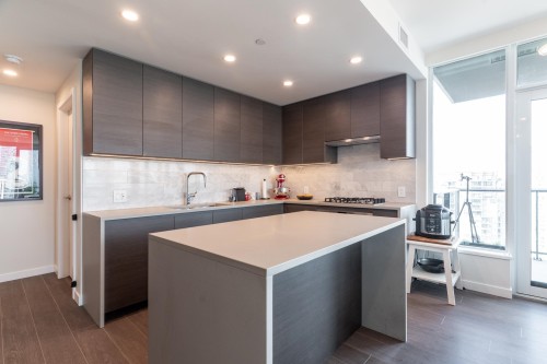 2707-4168 Lougheed Highway, Burnaby, BC 