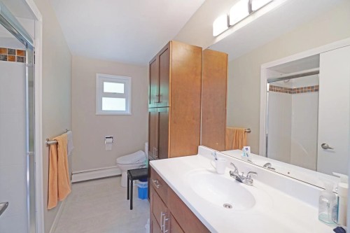 850 Esquimalt Avenue, West Vancouver, BC 