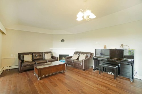 850 Esquimalt Avenue, West Vancouver, BC 