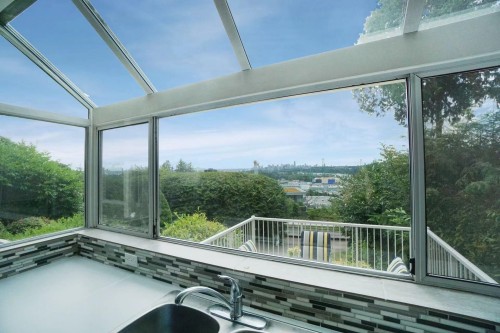 850 Esquimalt Avenue, West Vancouver, BC 