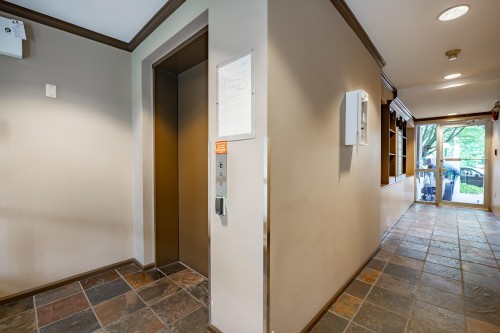 103-1688 8Th Avenue E, Vancouver, BC 