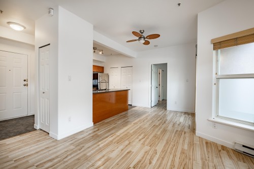 103-1688 8Th Avenue E, Vancouver, BC 