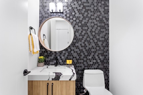 2472 Glenwood Avenue, Port Coquitlam, BC 