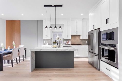 2472 Glenwood Avenue, Port Coquitlam, BC 