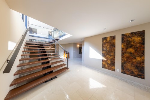 1109 Hillside Road, West Vancouver, BC 