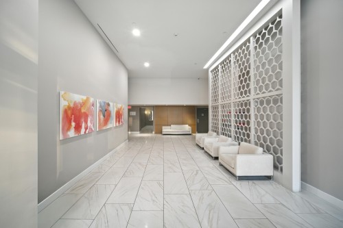 1007-6951 Elmbridge Way, Richmond, BC 