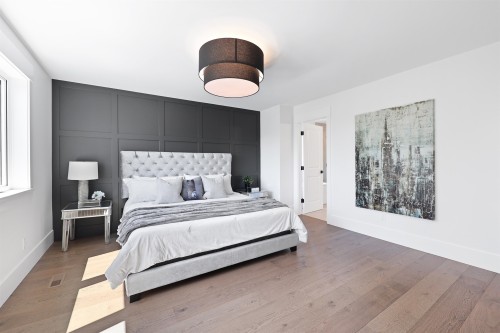 338 24Th Street W, North Vancouver, BC 