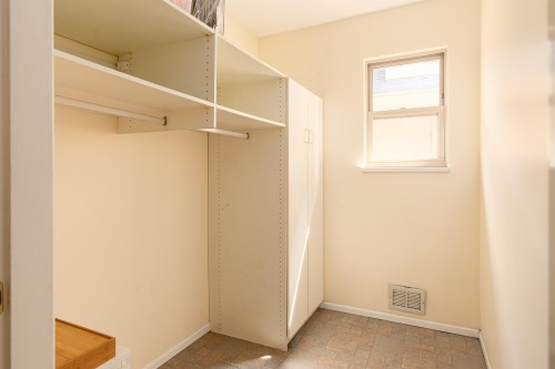 3300 River Road, Richmond, BC 