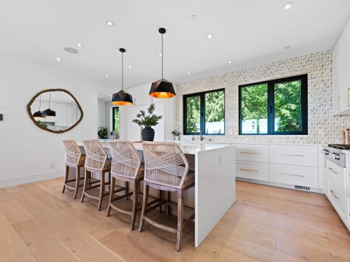 4701 Piccadilly South Road, West Vancouver, BC 