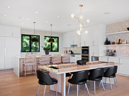 4701 Piccadilly South Road, West Vancouver, BC 