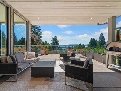 4701 Piccadilly South Road, West Vancouver, BC 