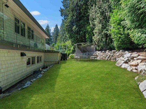 4701 Piccadilly South Road, West Vancouver, BC 