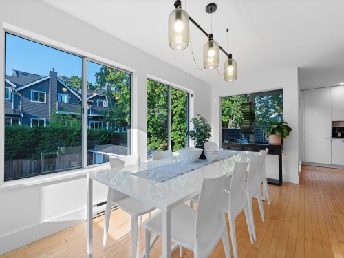 2343 7Th Avenue W, Vancouver, BC 