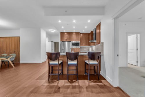 707-1415 Parkway Boulevard, Coquitlam, BC 