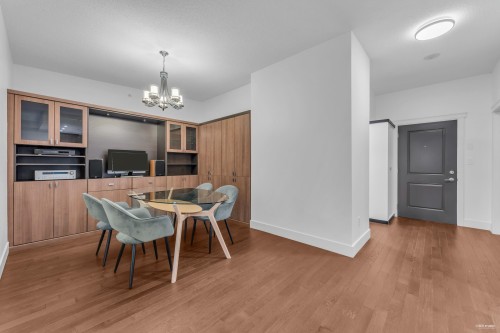 707-1415 Parkway Boulevard, Coquitlam, BC 