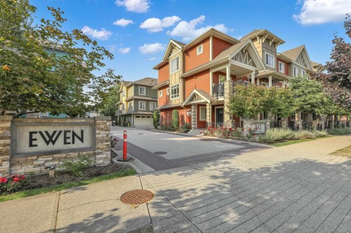 22-843 Ewen Avenue  New Westminster, BC V3M 0K6