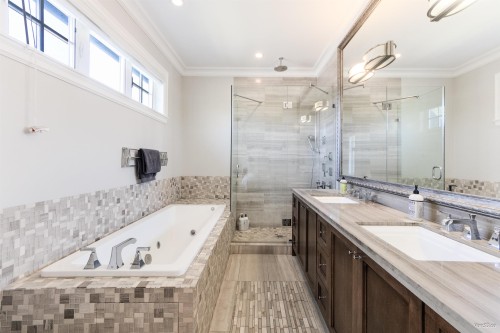 4698 11Th Avenue W, Vancouver, BC 