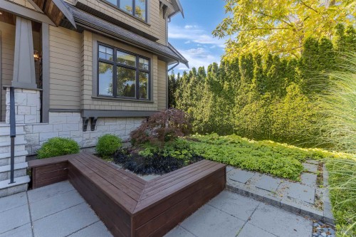 4698 11Th Avenue W, Vancouver, BC 