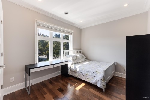 4698 11Th Avenue W, Vancouver, BC 