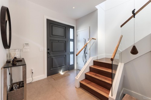 4698 11Th Avenue W, Vancouver, BC 