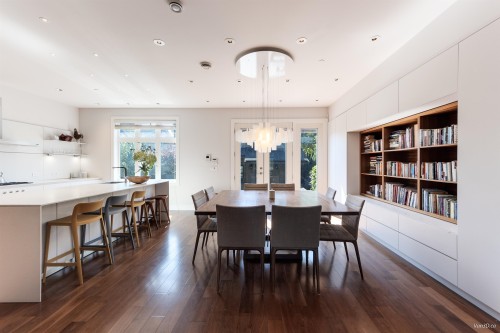 4698 11Th Avenue W, Vancouver, BC 