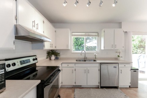 1345 53A Street, Delta, BC 