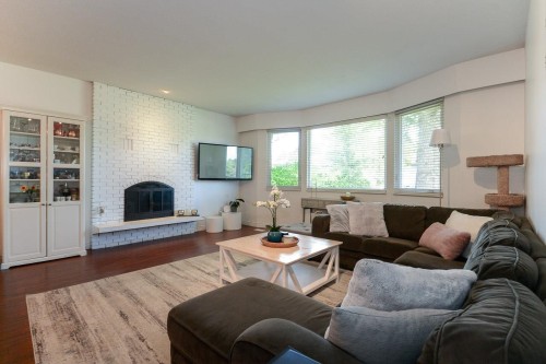 1345 53A Street, Delta, BC 