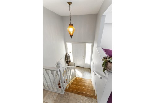 1728 Westover Road, North Vancouver, BC 