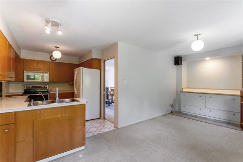 1728 Westover Road, North Vancouver, BC 