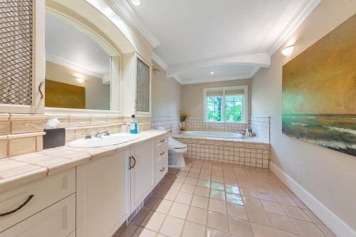 1850 Mathers Avenue, West Vancouver, BC 