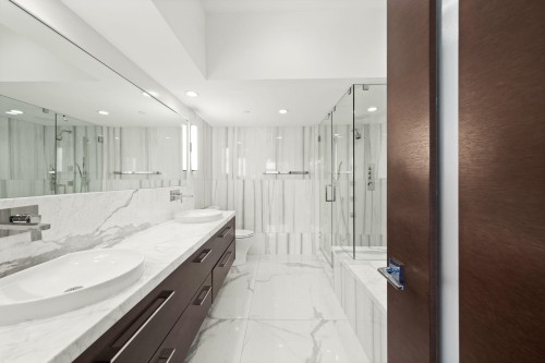 4623 4Th Avenue W, Vancouver, BC 