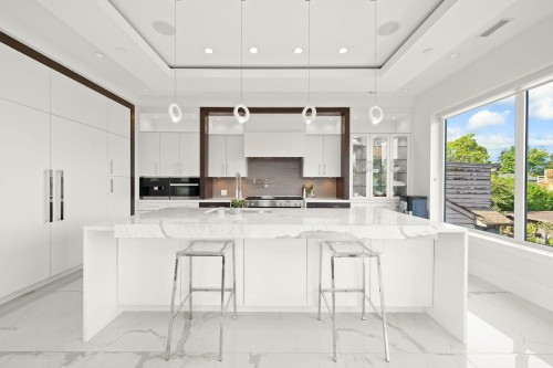 4623 4Th Avenue W, Vancouver, BC 