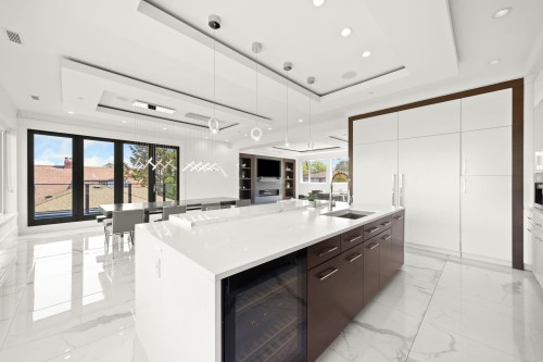 4623 4Th Avenue W, Vancouver, BC 