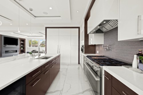 4623 4Th Avenue W, Vancouver, BC 