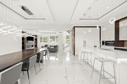 4623 4Th Avenue W, Vancouver, BC 