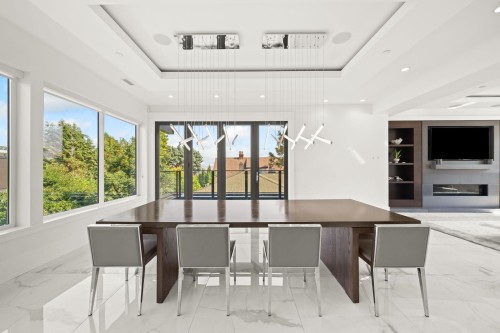 4623 4Th Avenue W, Vancouver, BC 