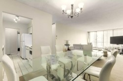 1304-2020 Fullerton Avenue  North Vancouver, BC V7P 3G3