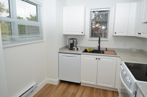 404-3638 Rae Avenue, Vancouver, BC 