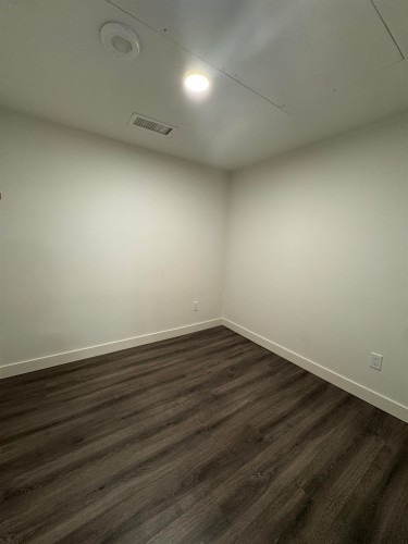 1121-8800 Hazelbridge Way, Richmond, BC 