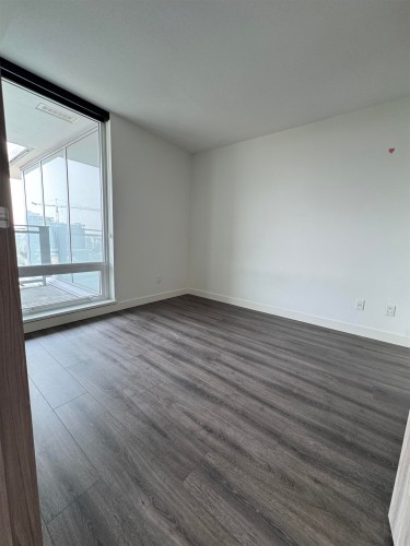 1121-8800 Hazelbridge Way, Richmond, BC 