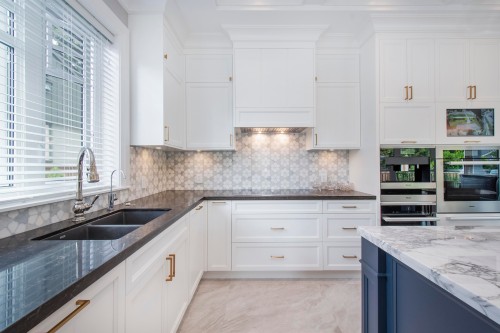 3946 30Th Avenue W, Vancouver, BC 