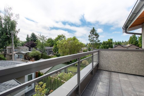 3946 30Th Avenue W, Vancouver, BC 
