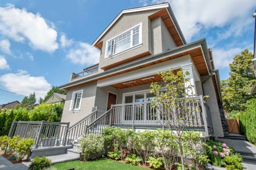 3946 30Th Avenue W, Vancouver, BC 