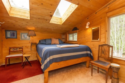 26 Brighton Beach, North Vancouver, BC 