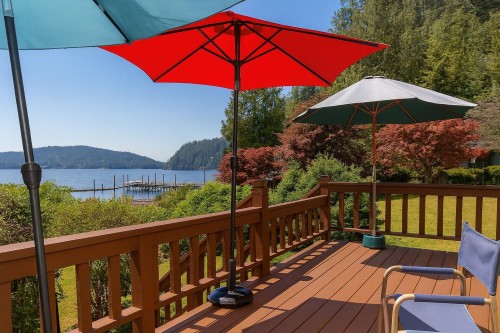 26 Brighton Beach, North Vancouver, BC 