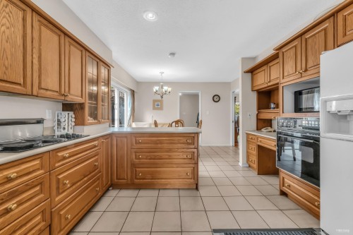 1181 Chartwell Drive, West Vancouver, BC 