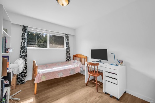 818 Seymour Drive, Coquitlam, BC 